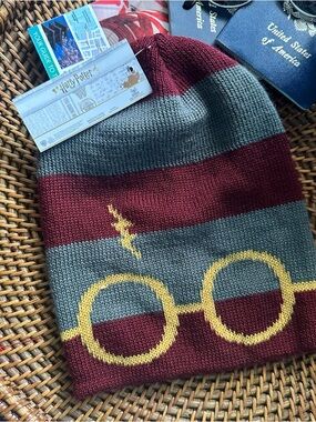 Warner Bros. Harry Potter Knit Beanie Hat Maroon Gray with Yellow NWT